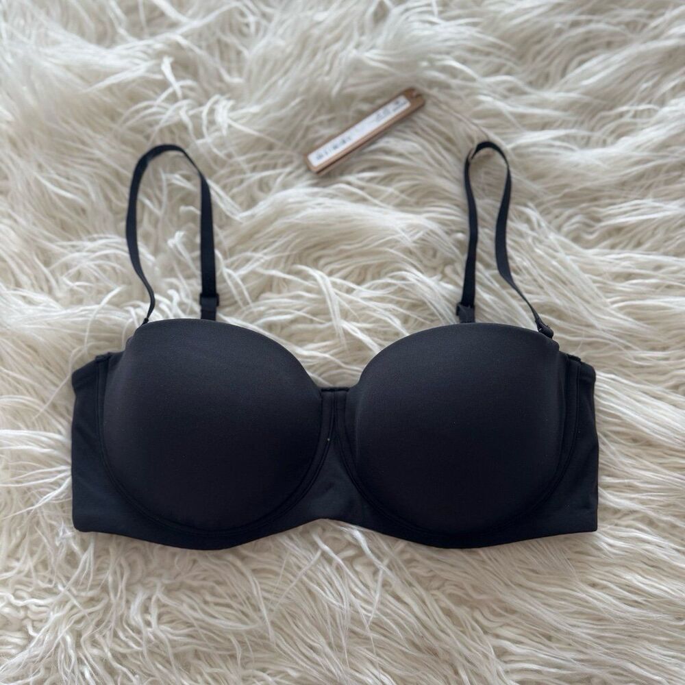 SKIMS Black Strapless Convertible Bra